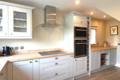 12 Stapleton Close, Bedale, DL8 2UA