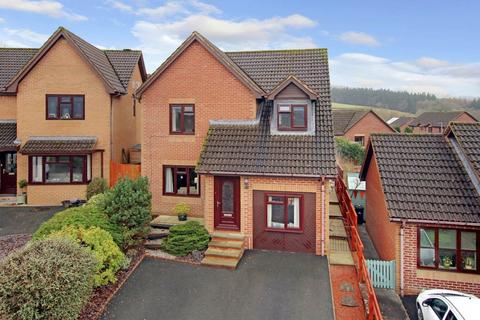 3 bedroom detached house for sale, Tai Ar Y Bryn, Builth Wells, LD2