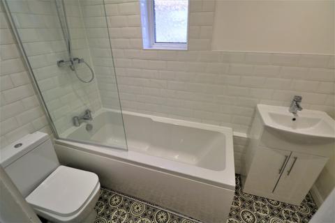 40 First Avenue, Grays, RM20 3JR