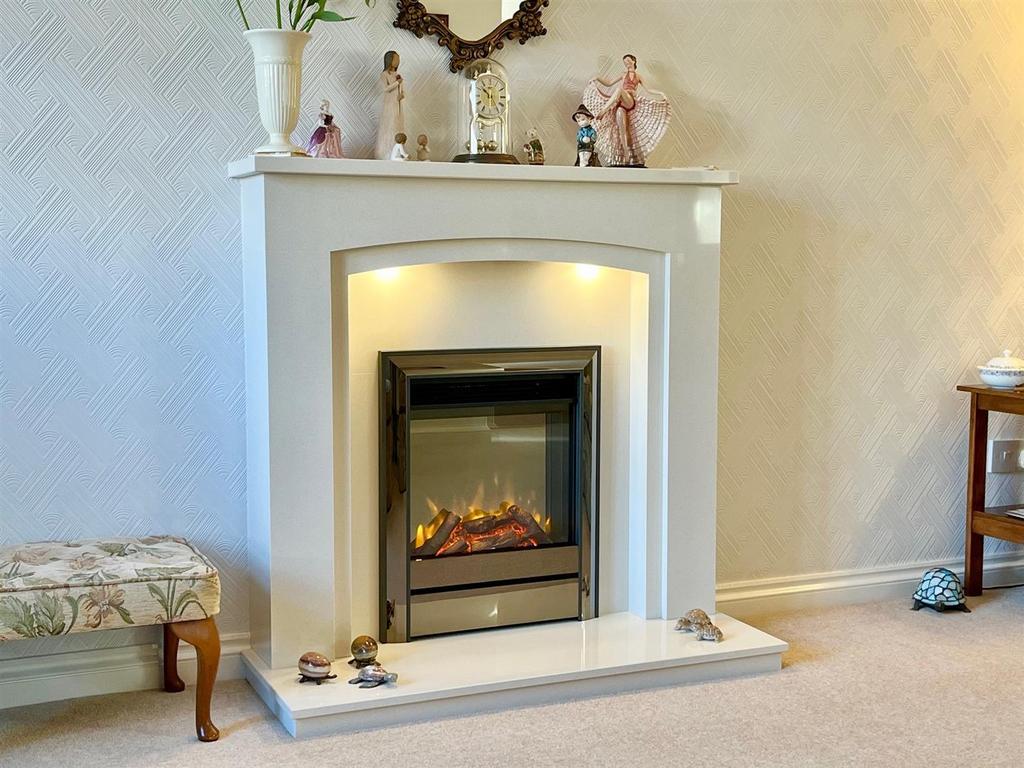 Fireplace.jpg