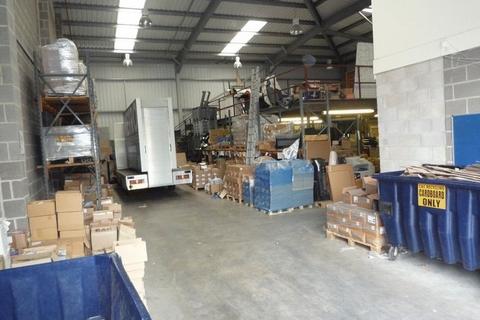 Warehouse to rent, TO LET  - Unit 4 Hamer Vale, Buckley Road, Rochdale