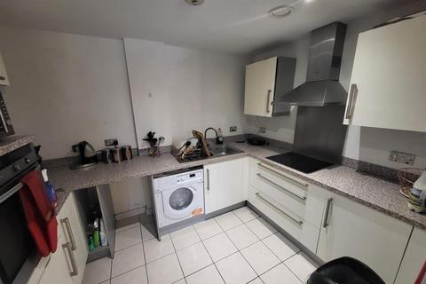 1 bedroom apartment for sale, Picton House, Cardiff CF11