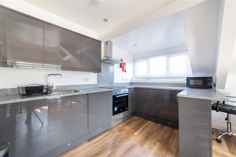 4 bedroom apartment to rent, £140pppw - Queens Road, Jesmond, Newcastle Upon Tyne