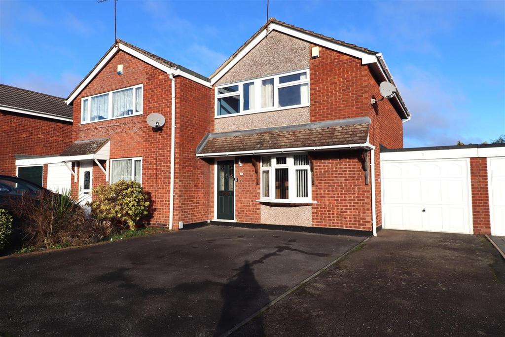 Cumberland Drive, Nuneaton 3 bed semidetached house £1,100 pcm (£254 pw)