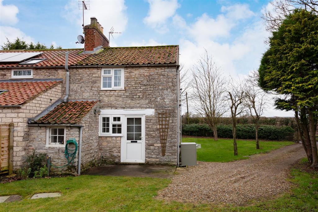 Sharina Cottage-04 - Blue Sky.jpg