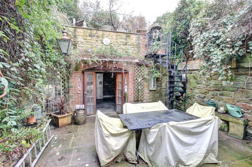 Garden and Room