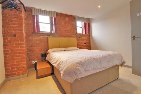 2 bedroom apartment for sale, Vinings Warehouse, Gloucester Docks
