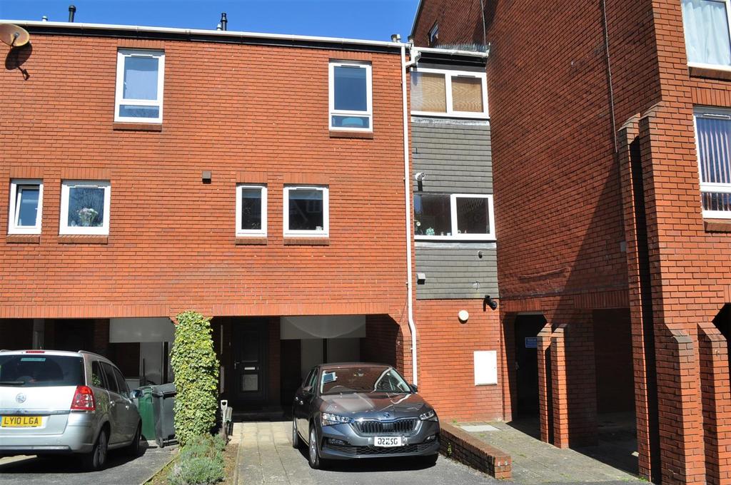 Jephson Close, Meads, Eastbourne 3 bed house for sale £385,000