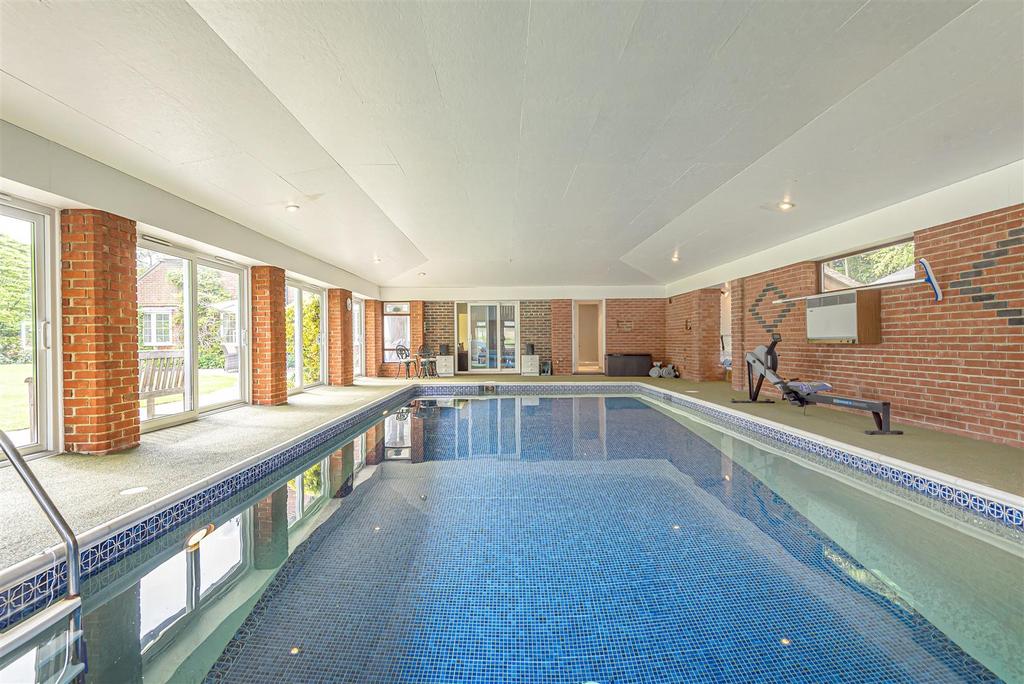 Chiltley Lane, Liphook 5 bed detached house for sale £1,500,000