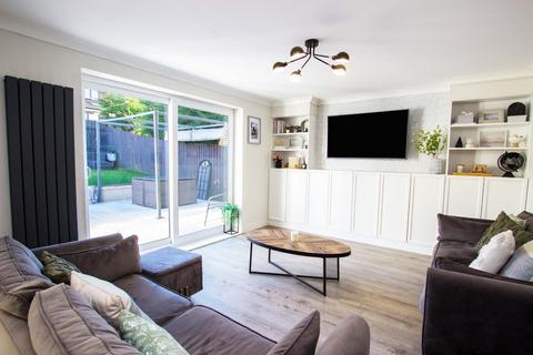 5 Bisham Close, Darwen, BB3 3QX