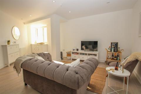 1 bedroom apartment for sale, New Road, Brentwood