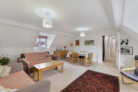 5 Anisa Close, Kings Hill, West Malling, ME19 4EW