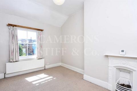 2 bedroom terraced house to rent - Midland Terrace, Cricklewood, NW2