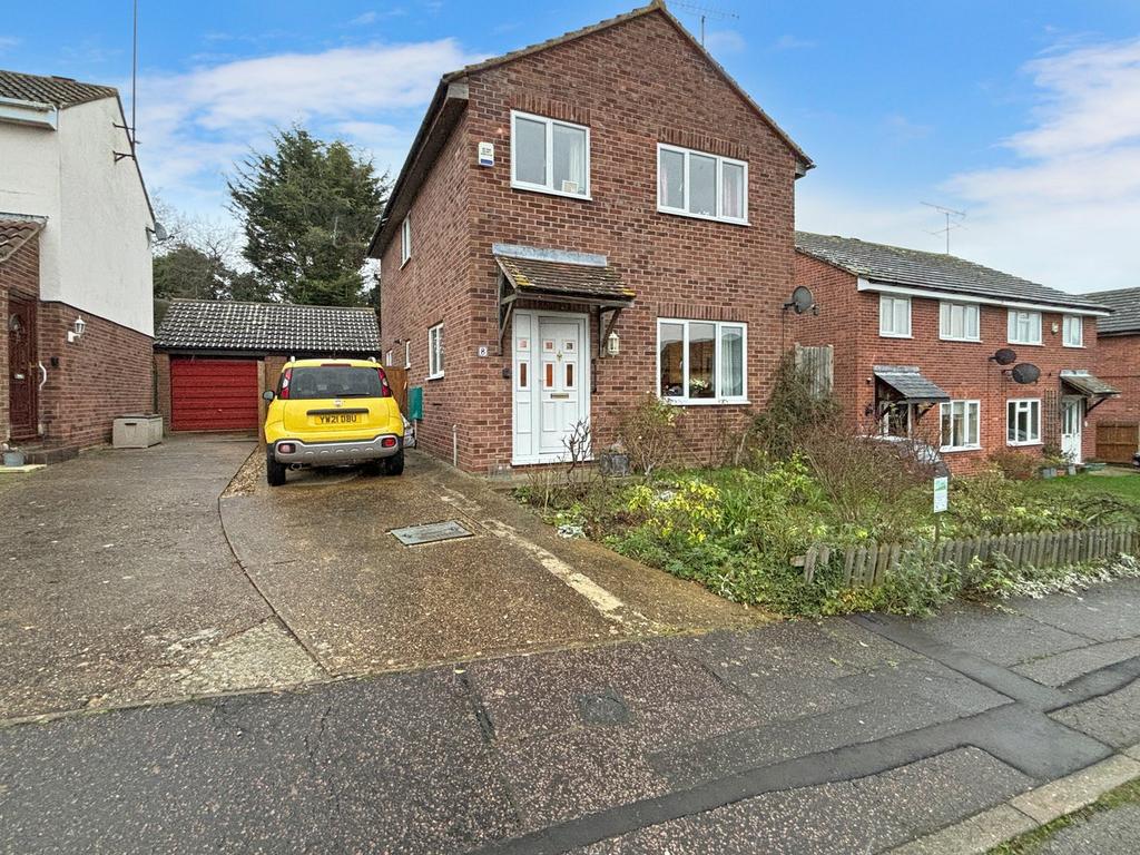 Barr Close, Wivenhoe, Colchester, CO7 3 bed detached house for sale £