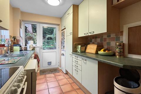 8 Barr Close, Wivenhoe, Colchester, CO7 9RG