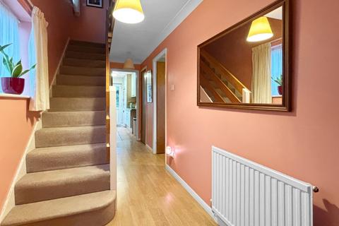 8 Barr Close, Wivenhoe, Colchester, CO7 9RG