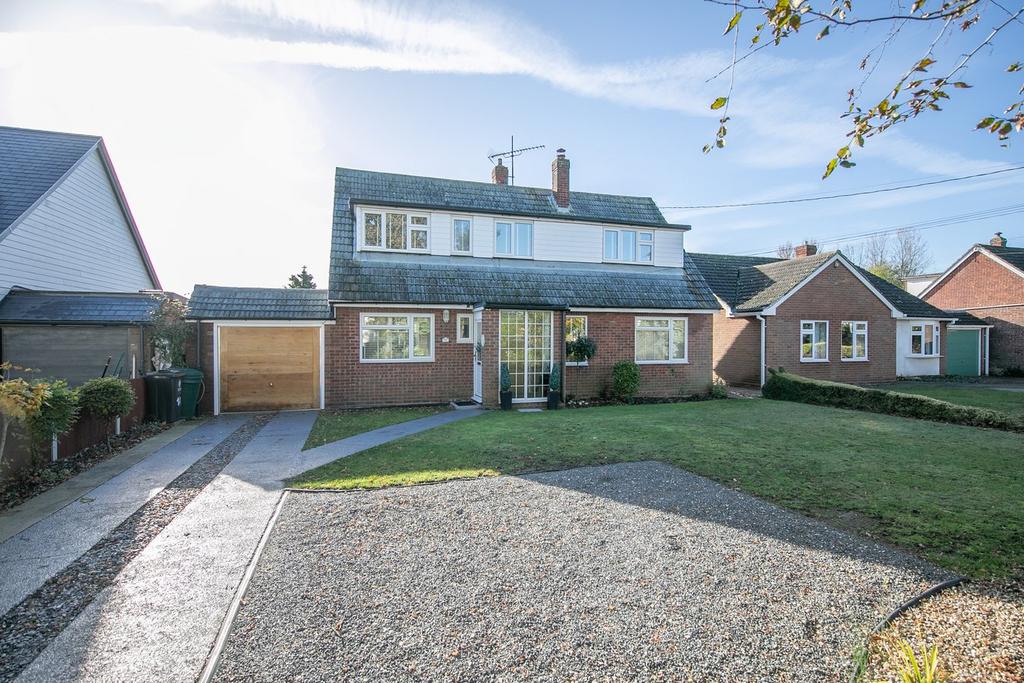 Wivenhoe Road, Alresford, CO7 4 bed detached house for sale £599,950
