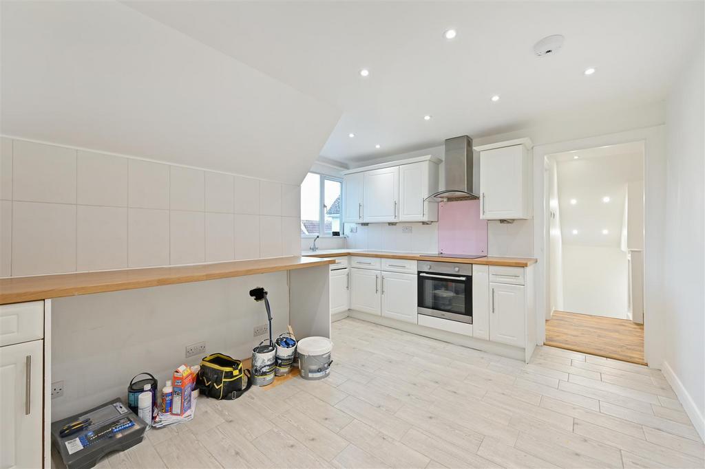 Rose Green Road, Rose Green 2 bed apartment for sale £135,000