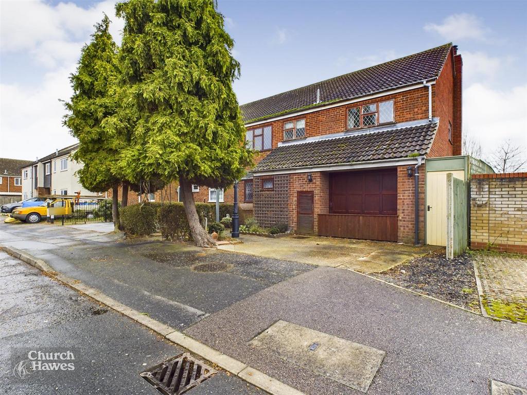Everest Way, Heybridge 4 bed semidetached house for sale £345,000