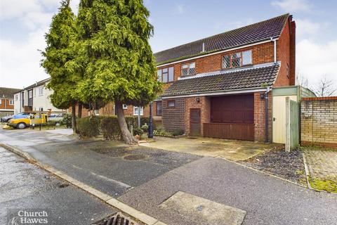 9 Everest Way, Heybridge, Maldon, CM9 4TX