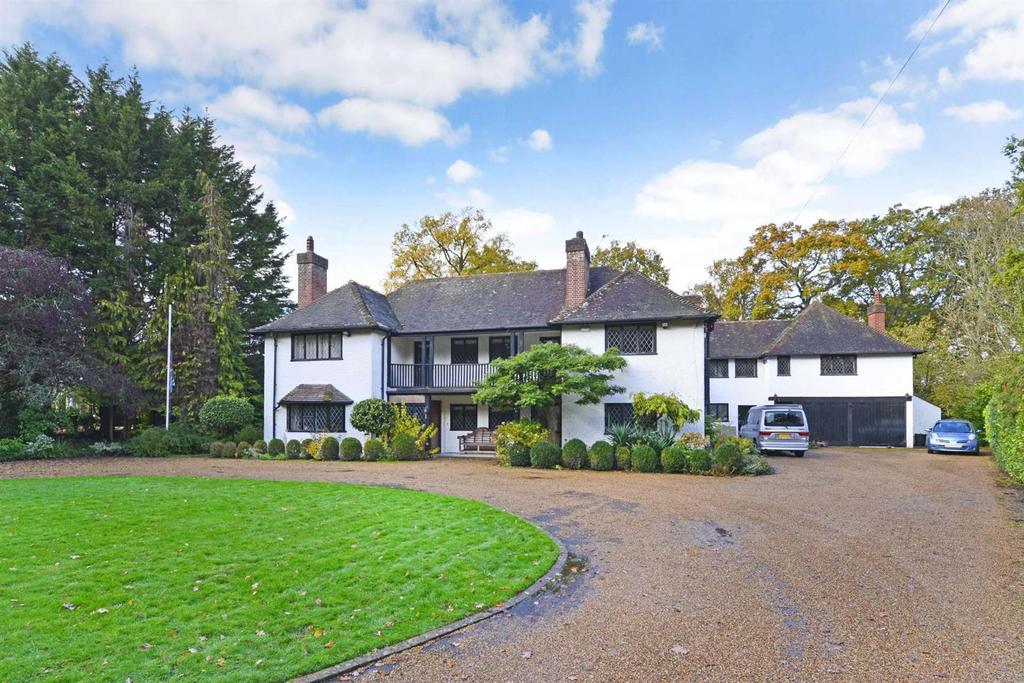 Oak Grange Road, West Clandon, Guildford 6 bed detached house for sale