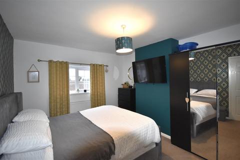 3 Sweyne Garth, Swinefleet, Goole, DN14 8AP