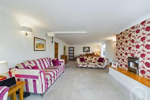 6 bedroom detached house for sale, Pinfold Lane, Leeds