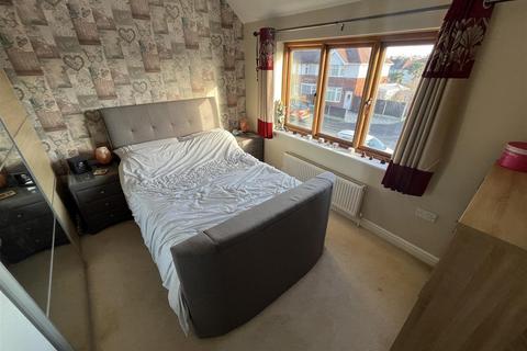 3 bedroom terraced house for sale, Stretton Road, Nuneaton