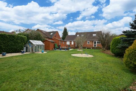 Millstone Goring Road, Woodcote, Reading, RG8 0QD