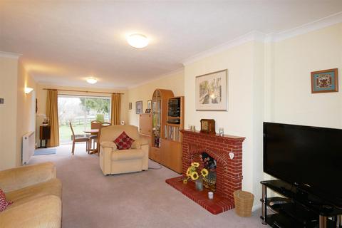 Millstone Goring Road, Woodcote, Reading, RG8 0QD