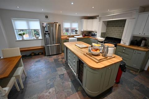 4 bedroom detached house for sale, The Serpentine North, Blundellsands