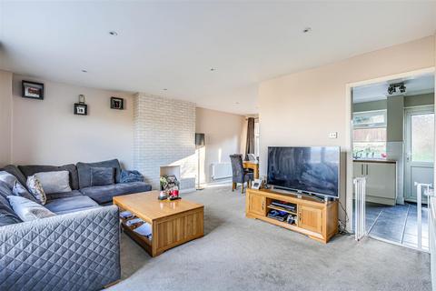 27 Timbertop Road, Biggin Hill, Westerham, TN16 3QR