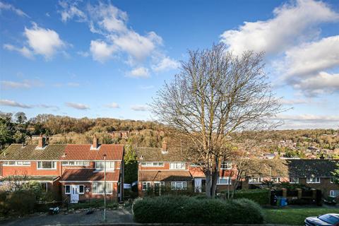 27 Timbertop Road, Biggin Hill, Westerham, TN16 3QR