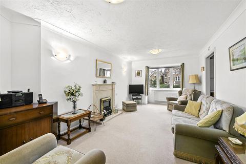 1 bedroom retirement property for sale, Udney Park Road, Teddington