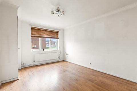 27 Firs Lane, Folkestone, CT19 4QF