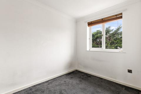 27 Firs Lane, Folkestone, CT19 4QF