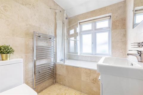 37 Eton Avenue, Hounslow, TW5 0HB