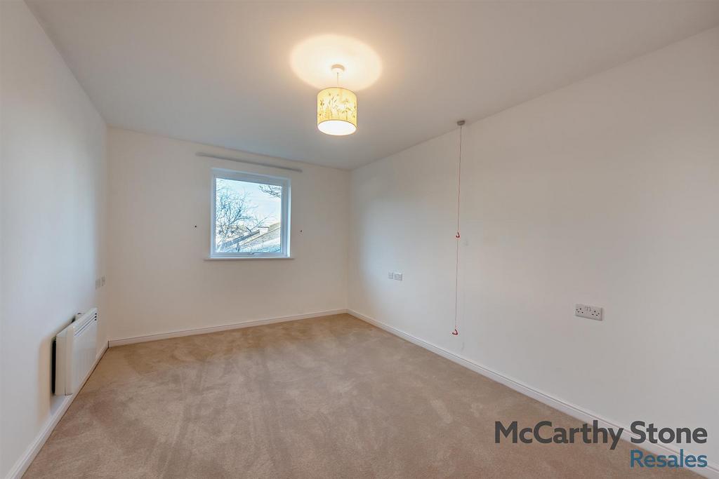 8633168-interior04-800.jpg