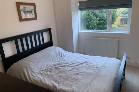 19a Gordon Road, Ashford, TW15 3ES
