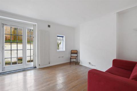 2 bedroom flat for sale, Dartmouth Park Road, NW5