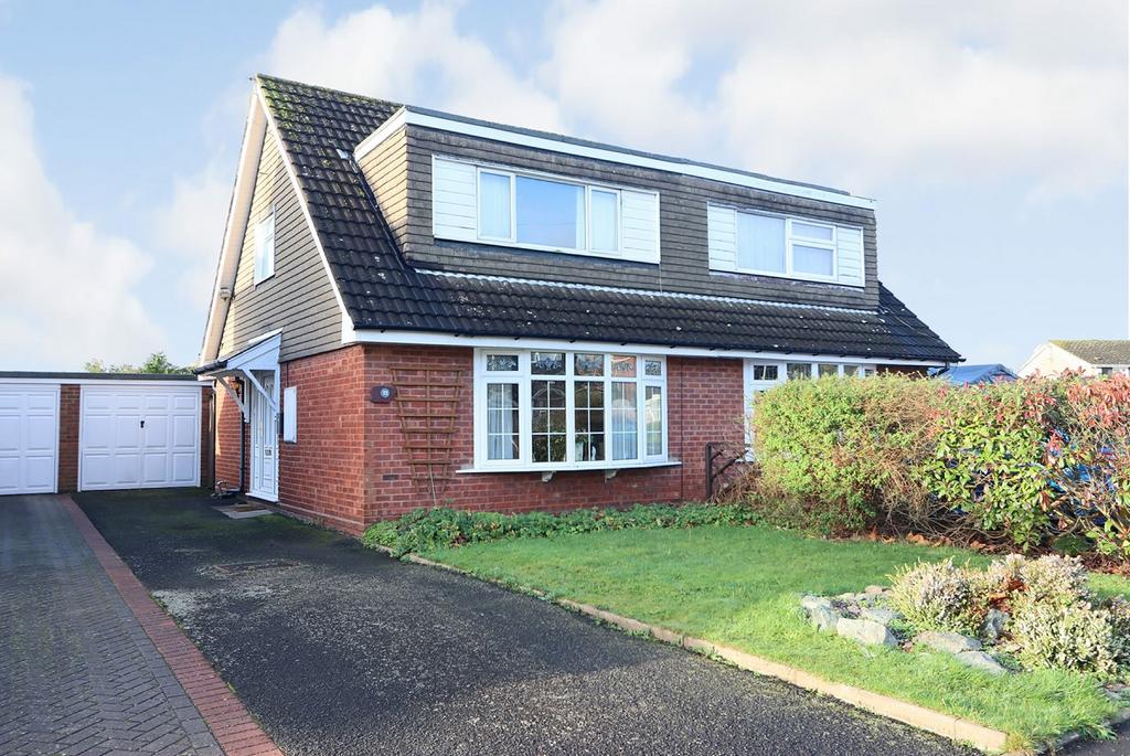 Ashdene Close, Kidderminster, DY10 2 bed semidetached house for sale