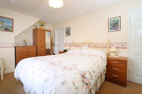 22 Ashdene Close, Kidderminster, DY10 3XB