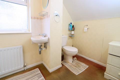 22 Ashdene Close, Kidderminster, DY10 3XB
