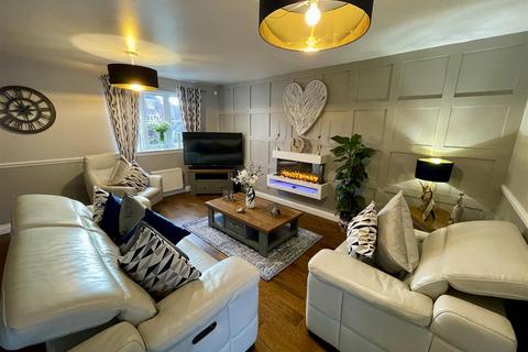 3 bedroom end of terrace house for sale - Hunt Mews, Darlington