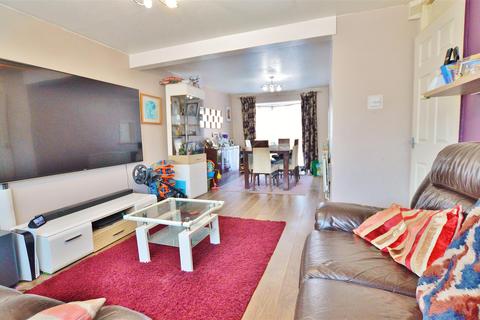 6 Rowan Way, Slough, SL2 1EX