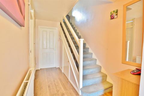 6 Rowan Way, Slough, SL2 1EX
