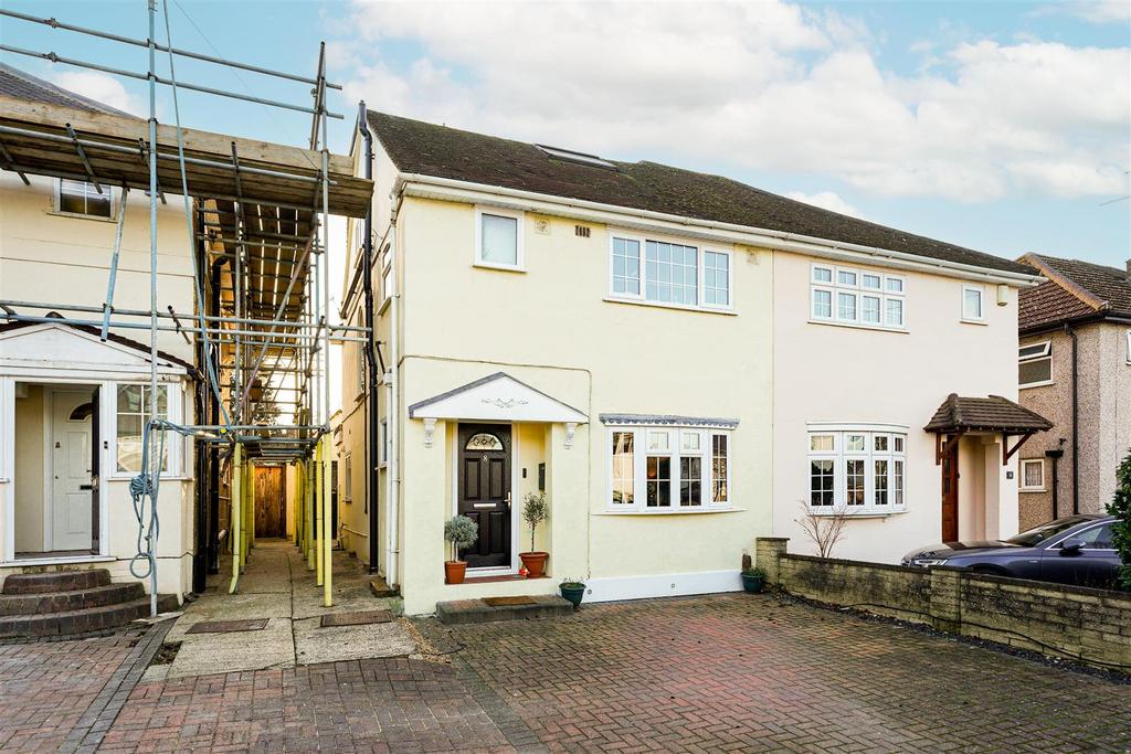 Epping Way, North Chingford 4 bed semidetached house for sale £625,000