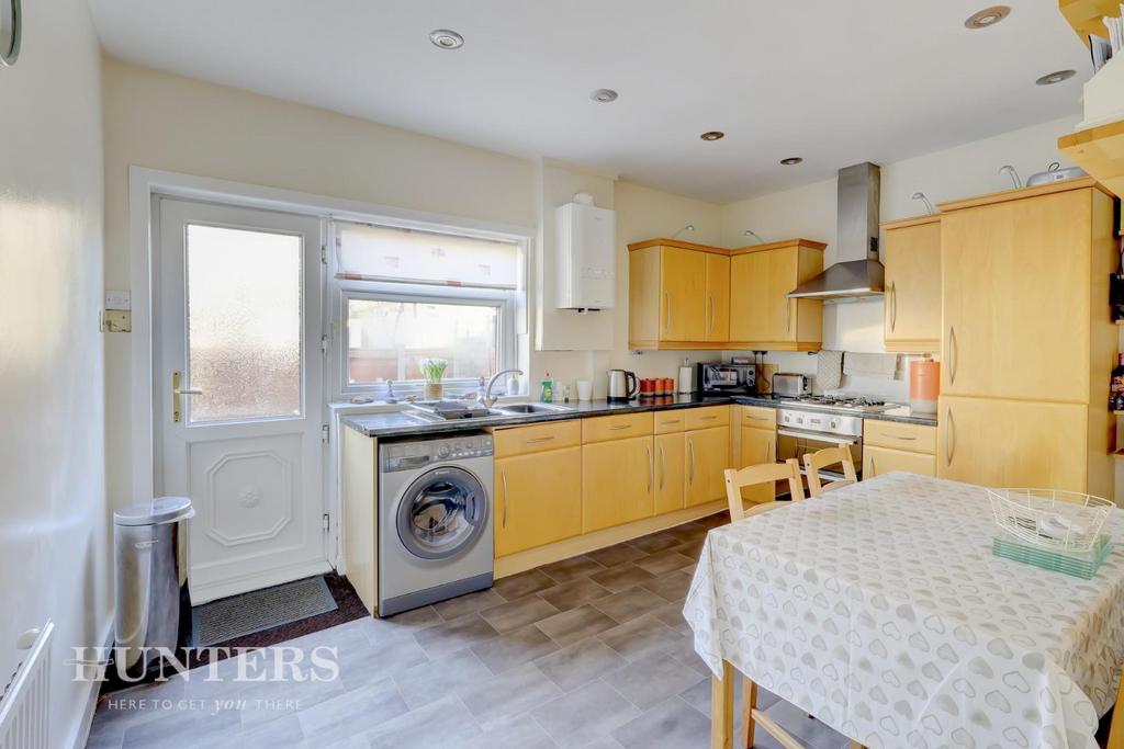 Dining kitchen