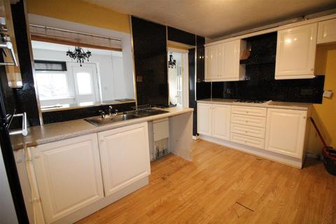 4 bedroom house for sale, Hollinbank Lane, Heckmondwike