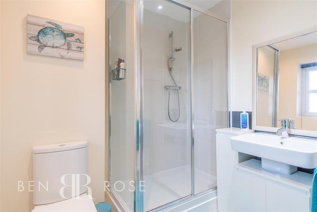 Master Ensuite